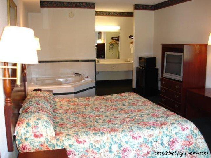 Quality Inn West Columbia - Cayce Room photo